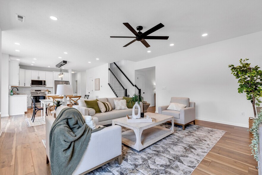 Building Photo - 9724 Brooks Dr