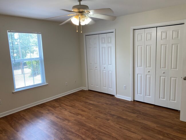 Building Photo - 97 Bass St