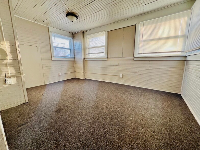 Bedroom #1 - 604 Burton Ave