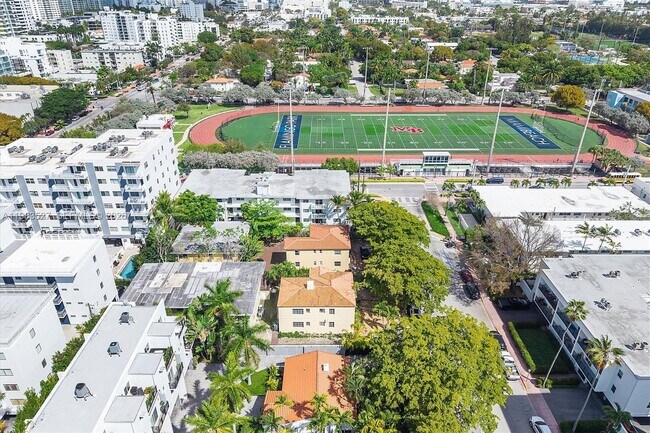 Building Photo - 1024 Lenox Ave.