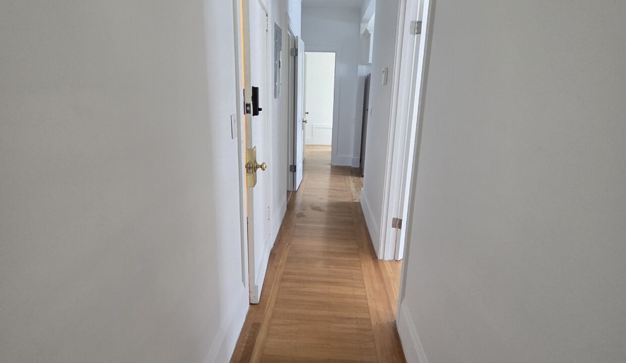 Building Photo - 2720 College Ave