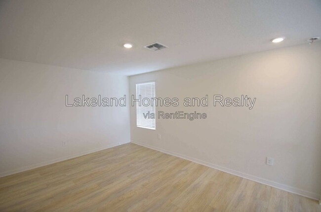 Building Photo - 4060 Radiant Mountain Dr
