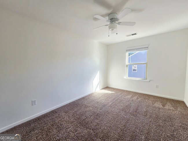 Building Photo - 93 Southwind Cir