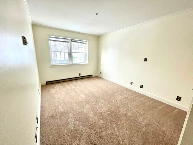 Building Photo - 278 Main St