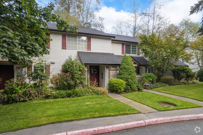 Exterior - Kingswood Townhomes