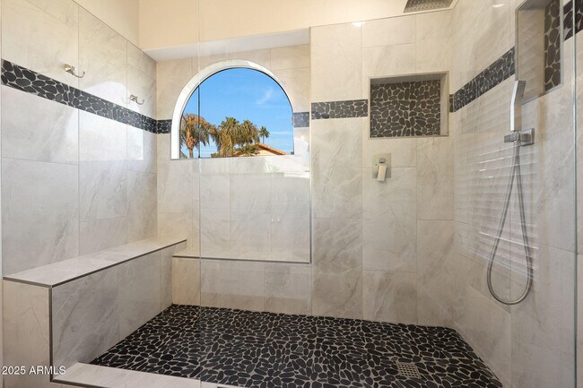 Building Photo - 5616 E Gelding Dr