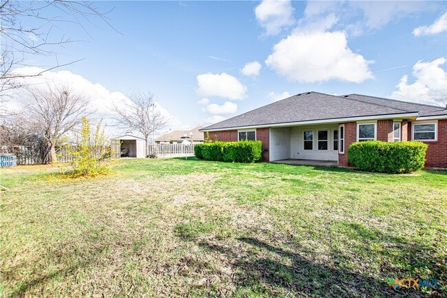 Building Photo - 4001 Kali Dr