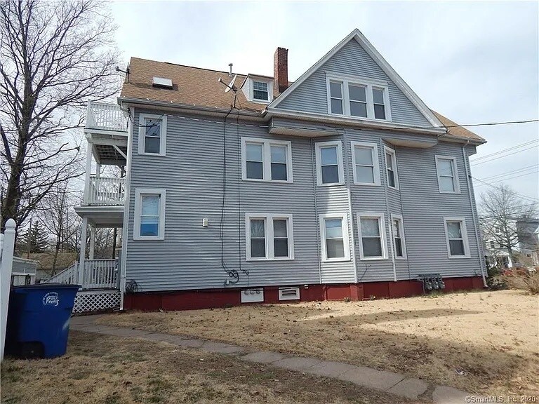 Building Photo - 616 Whalley Ave