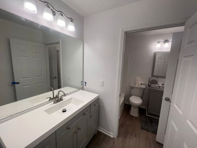 Building Photo - UPDATED 3BR/1.5BA CONDO in ALPINE availabl...