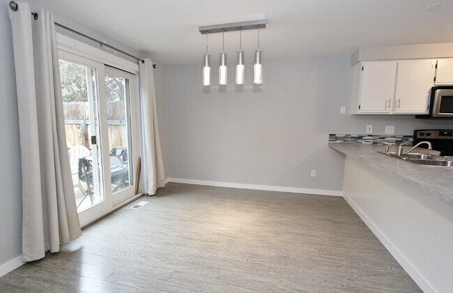 Building Photo - 2589 S Oak Leaf Ln