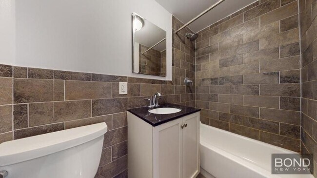 Building Photo - 0 bedroom in Manhattan NY 10003