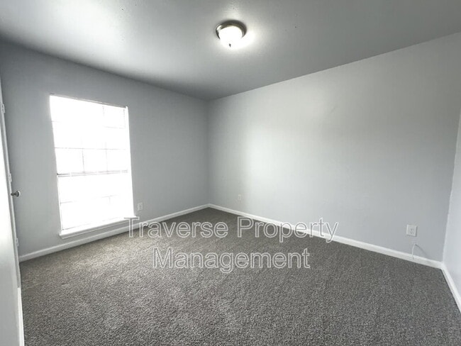 Building Photo - 5217 Aberdean Trail