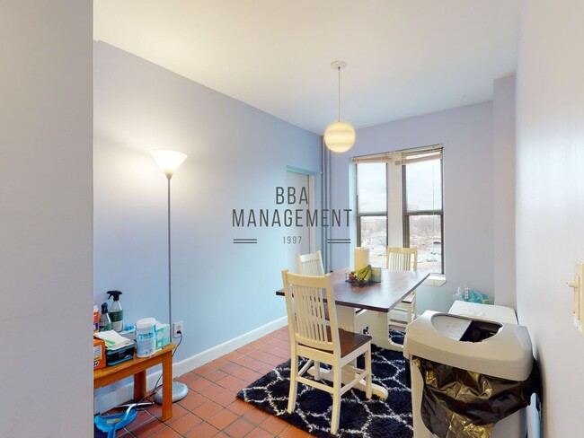 Building Photo - HOT FENWAY LISTING!!!!!