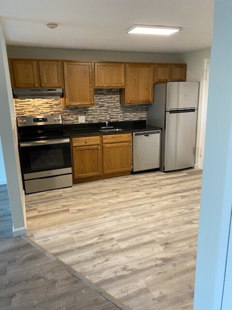 Building Photo - 47-147 Princeton St