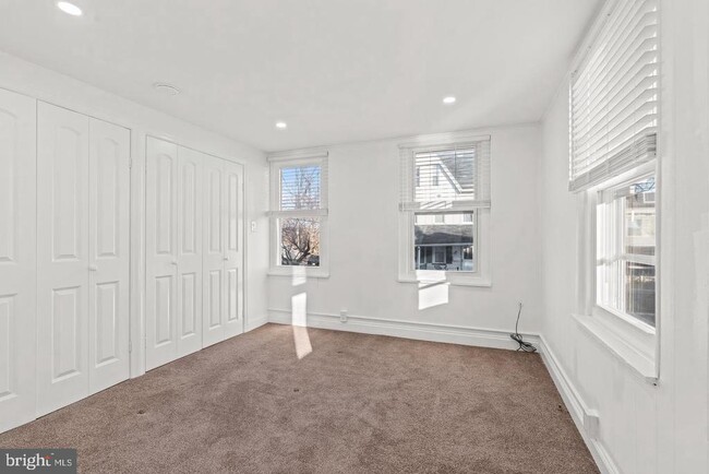 Building Photo - 316 Parsons Ave