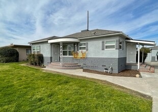 Building Photo - 950 Windsor Dr