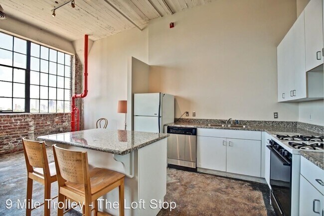 Building Photo - 1 br, 1 bath House - 434 Marietta St #405