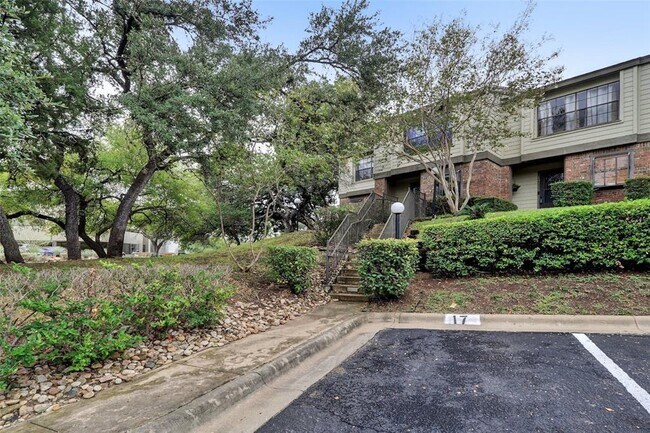 Building Photo - 1804 Capital Pkwy