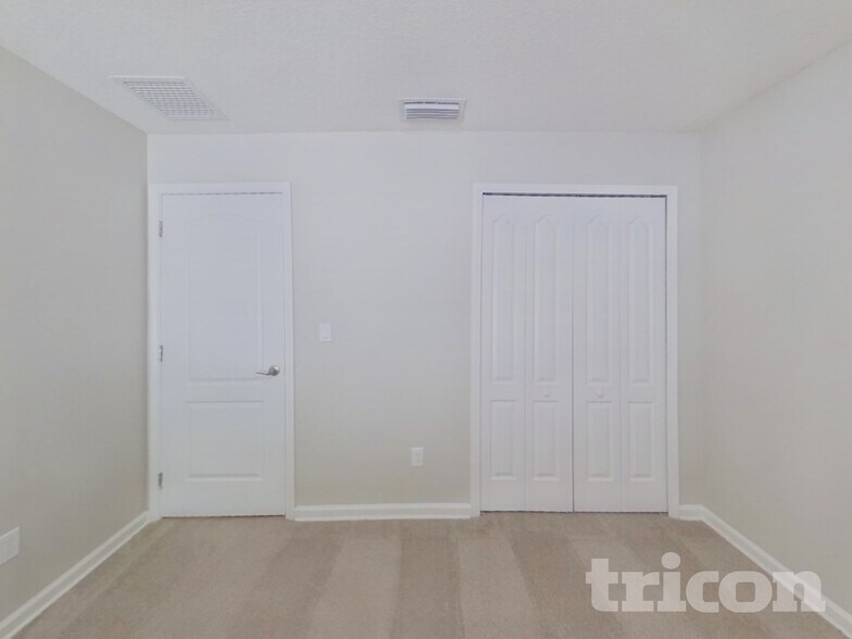 Building Photo - 86301 Fortune Dr