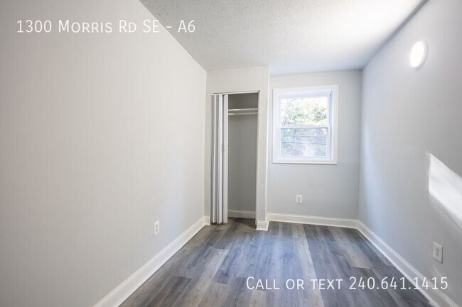 Building Photo - 1300 Morris Rd SE