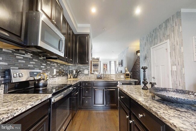 Building Photo - 950 Mississippi Ave SE