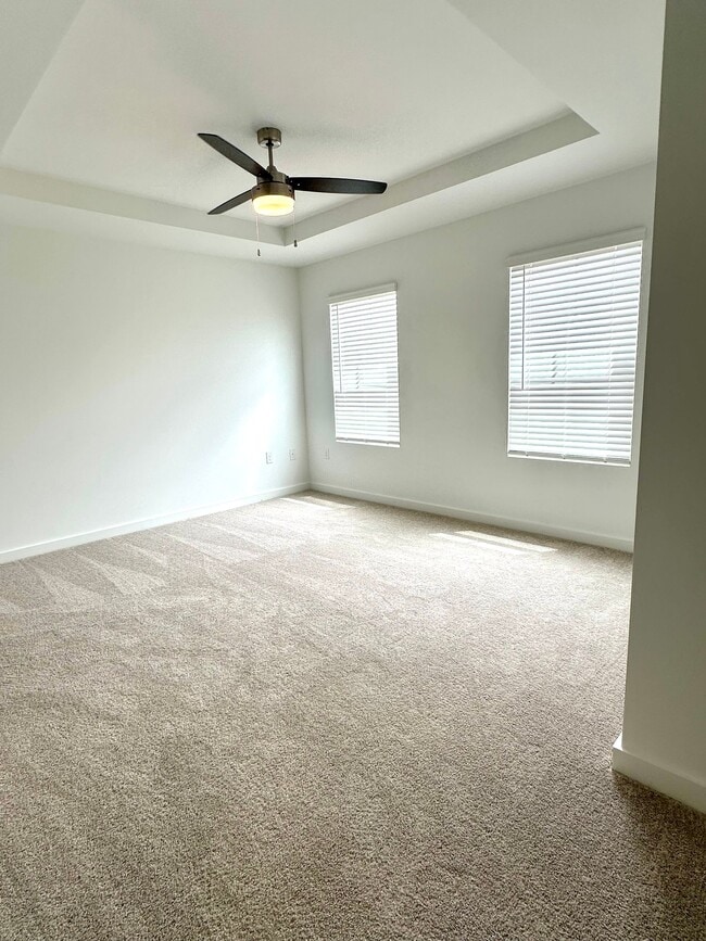 Building Photo - 5870 Tyndall Pl