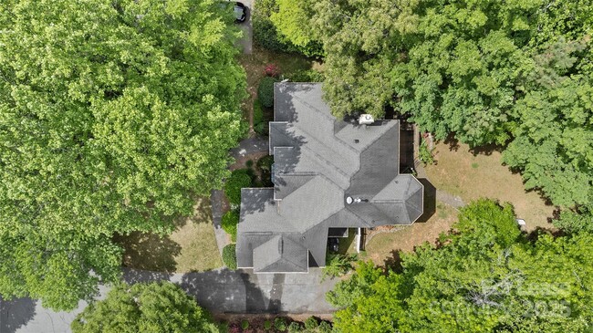 Building Photo - 3833 Denmeade Dr