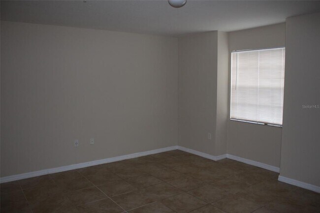 Building Photo - 13838 Fairway Island Dr