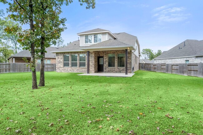 Building Photo - 104 Winged Elm Ct
