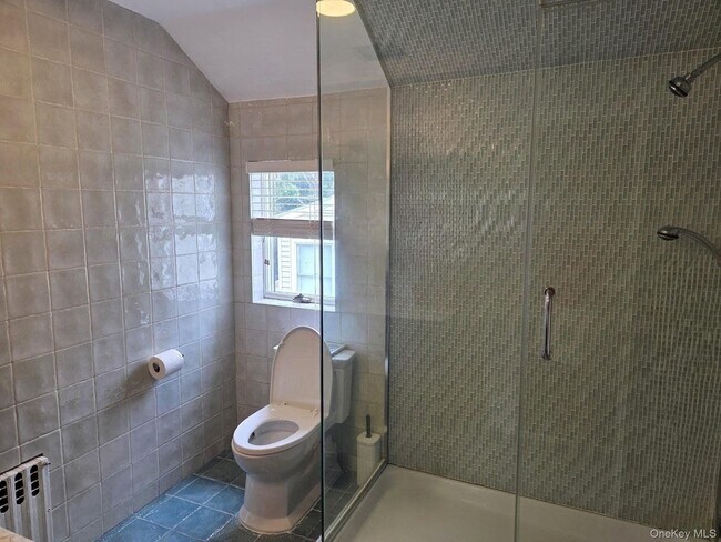 Building Photo - 541 Cedarwood Dr