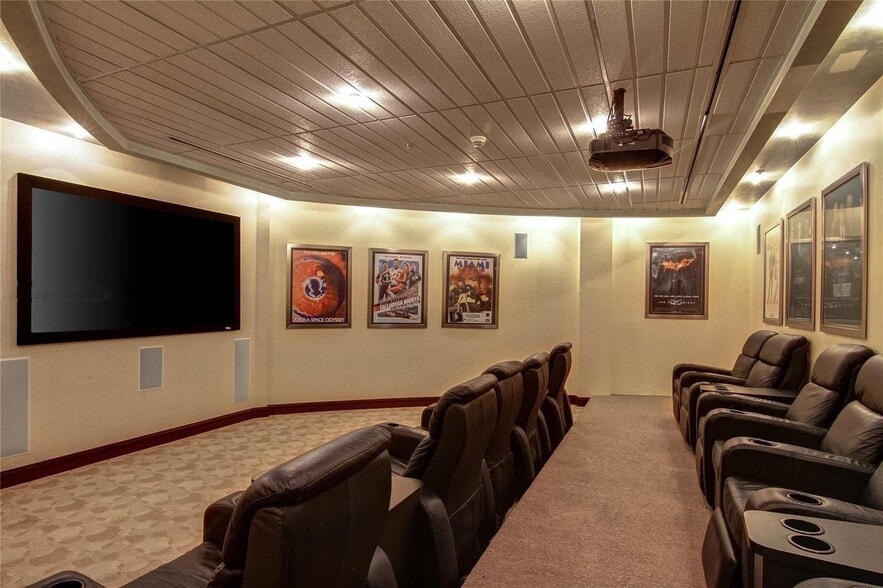 Building Photo - 244 Biscayne Blvd