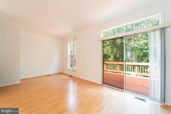 Building Photo - 15154 Brazil Cir