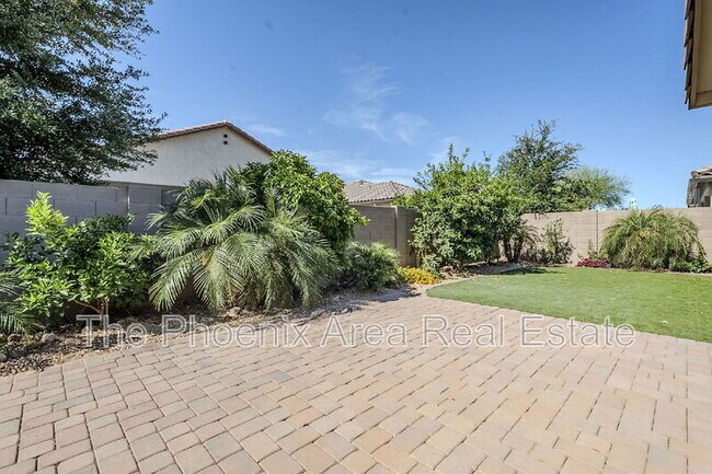 Building Photo - 3947 E Constitution Dr