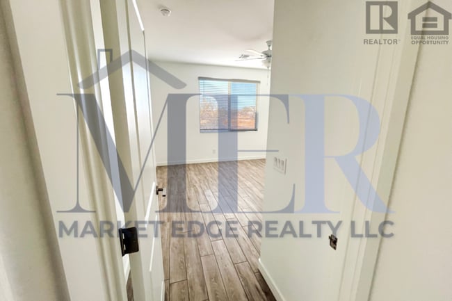Building Photo - 3Bed/2Bath House in North Scottsdale! $399...