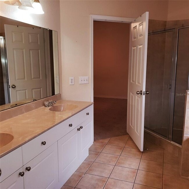 Building Photo - 10855 Dragonwood Dr