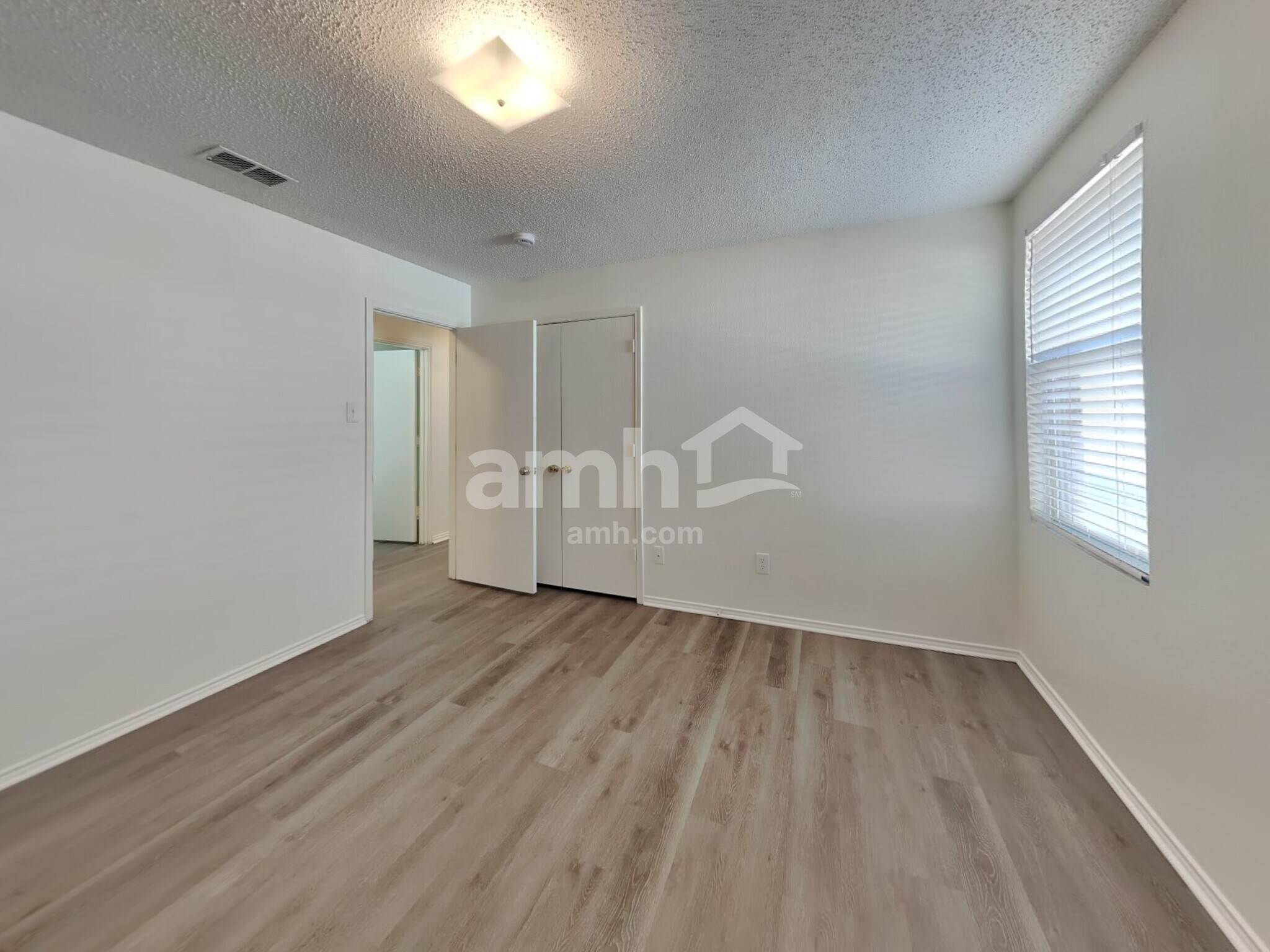Building Photo - 3913 Country Ln