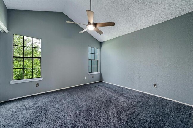 Building Photo - 1411 Gracy Farms Ln