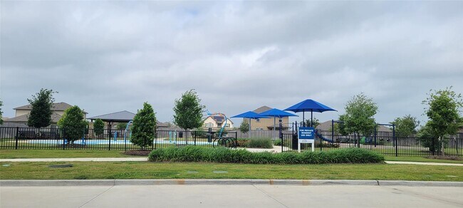Building Photo - 10307 Hermann Trace
