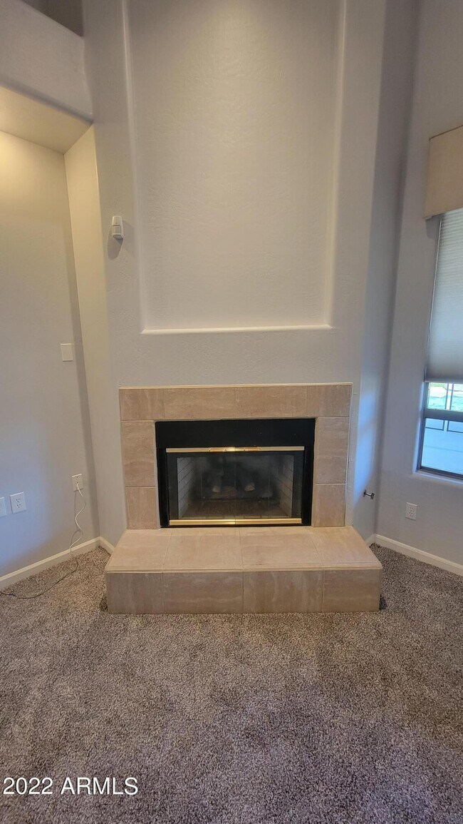 Building Photo - 6508 E Claire Dr