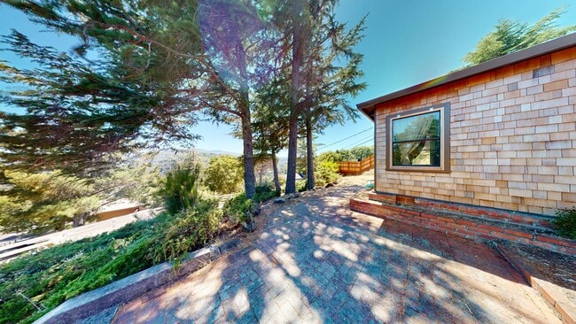 Building Photo - San Anselmo - Modern Day Cabin in the Wood...