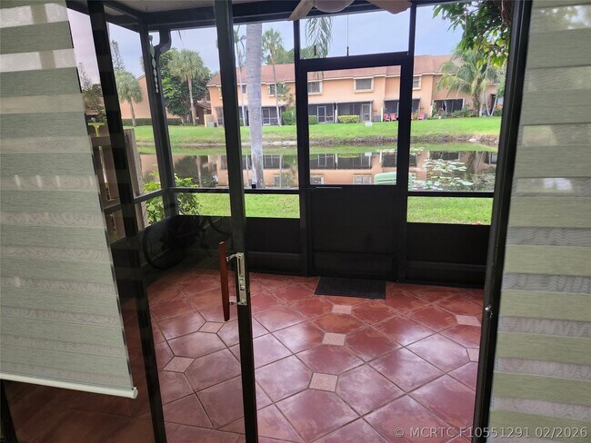 Building Photo - 3667 Carambola Cir