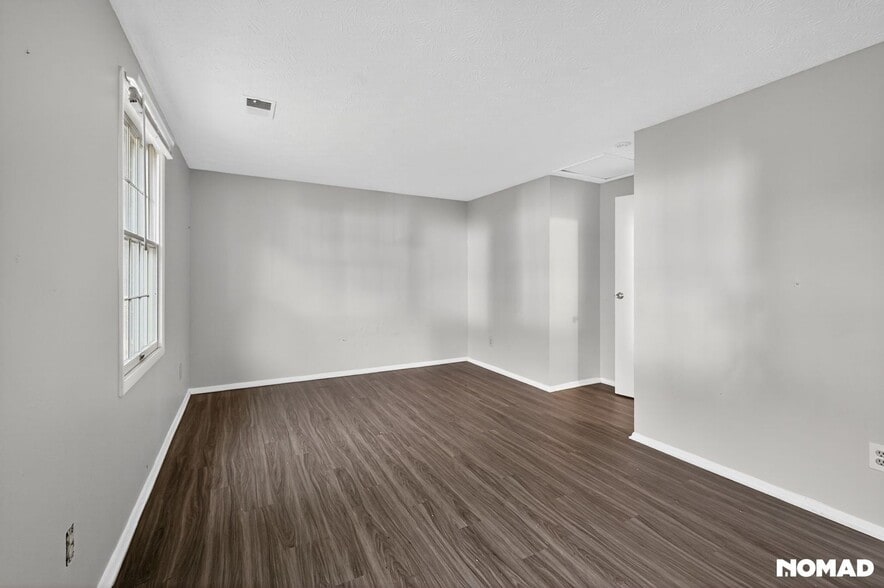 Building Photo - 2319 Wingfoot Pl