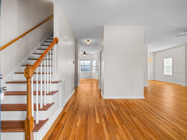 Building Photo - 217 Derby Downs Dr