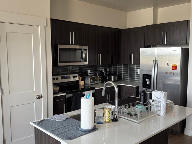 Building Photo - 4819 Summerfield Dr
