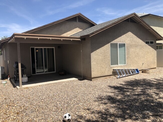 Building Photo - 1294 Kelson Pl