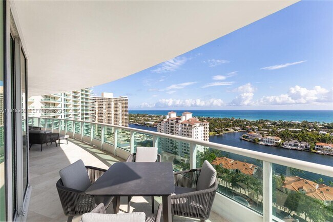 Building Photo - 19955 NE 38th Ct