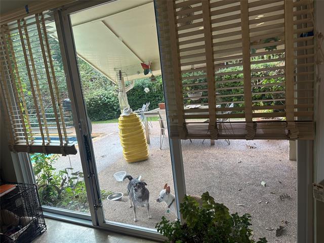 Building Photo - 7120 Teakwood Dr