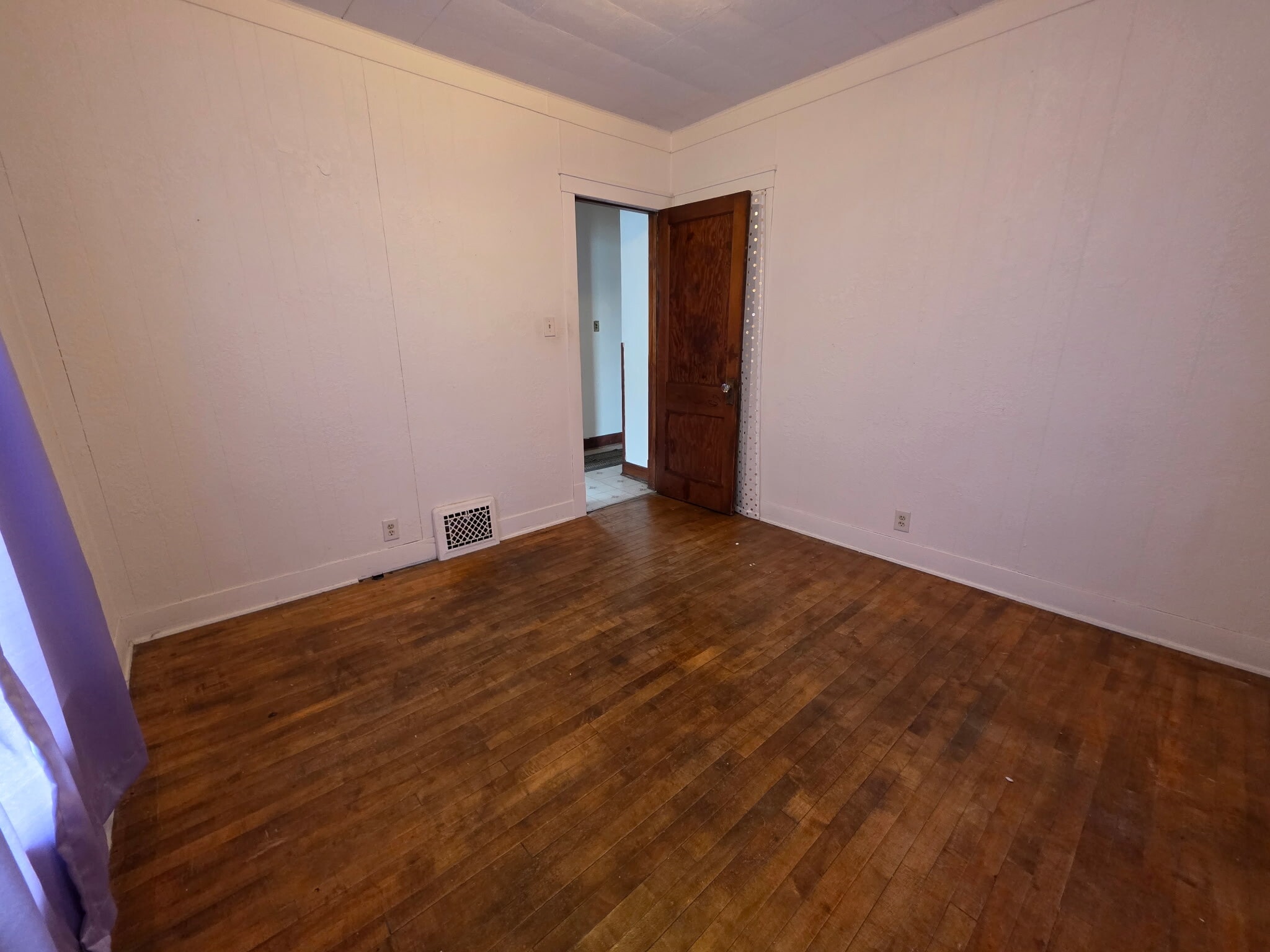 Building Photo - 417 N 5th St