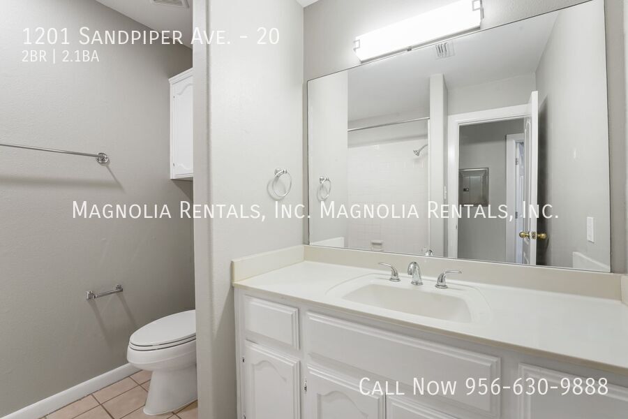 Building Photo - 1201 Sandpiper Ave