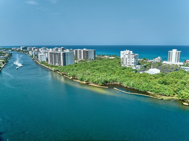 Building Photo - 3420 S Ocean Blvd